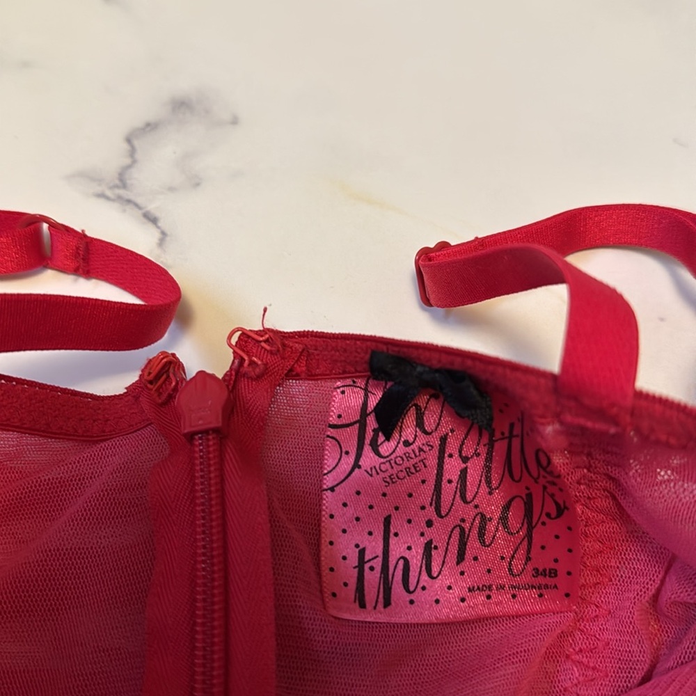 Rare Victorias Secret Sexy Little Things Ruched Red Lingerie With Bows 34B - Picture 4 of 7